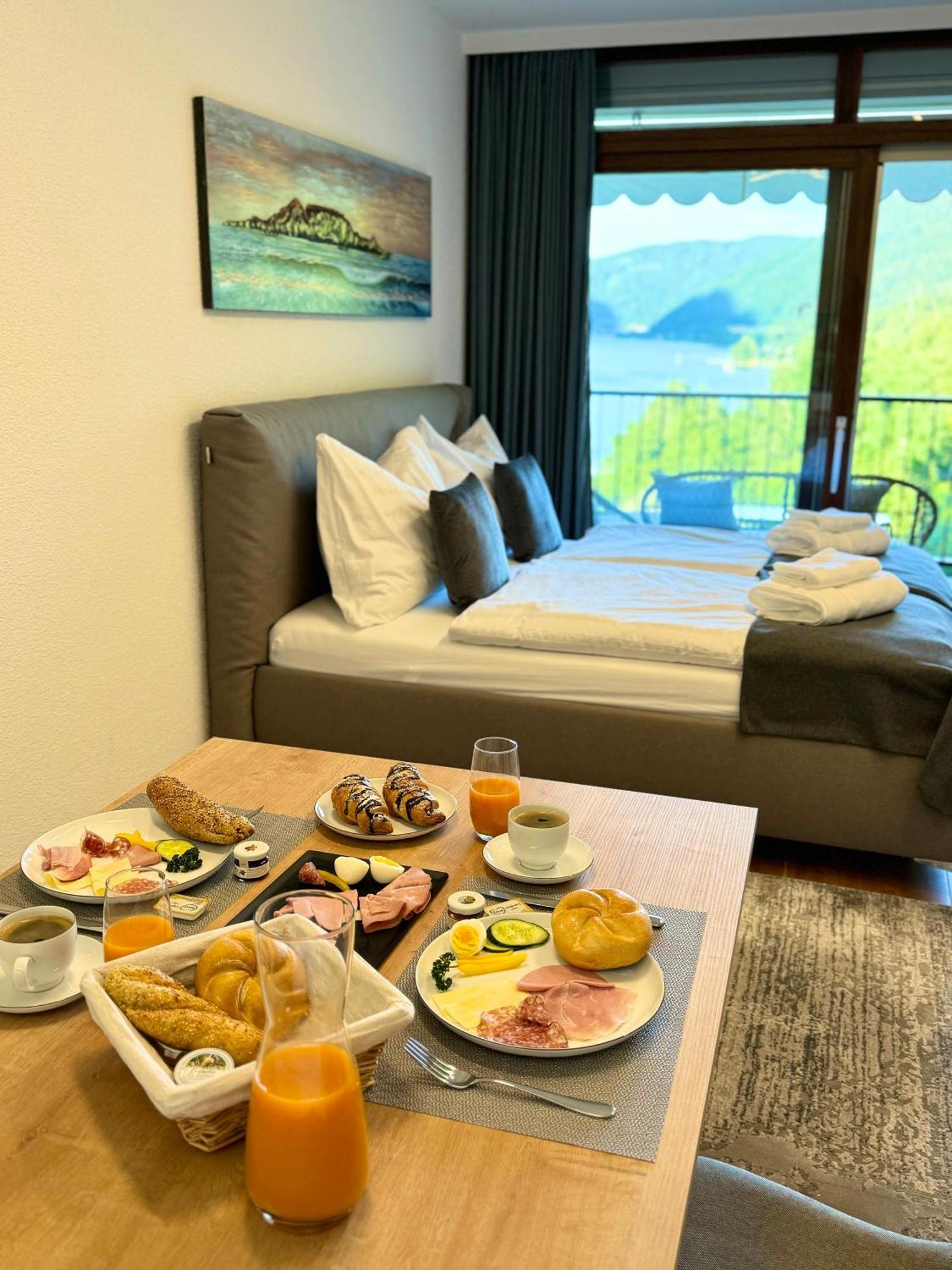 Apartment Am Ossiacher See Mit Seeblick Landskron Exterior photo